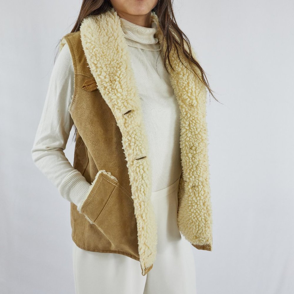 Vintage Sheeps wool Brandon Colorado William Barry Suede Tan Cream Vest Jacket